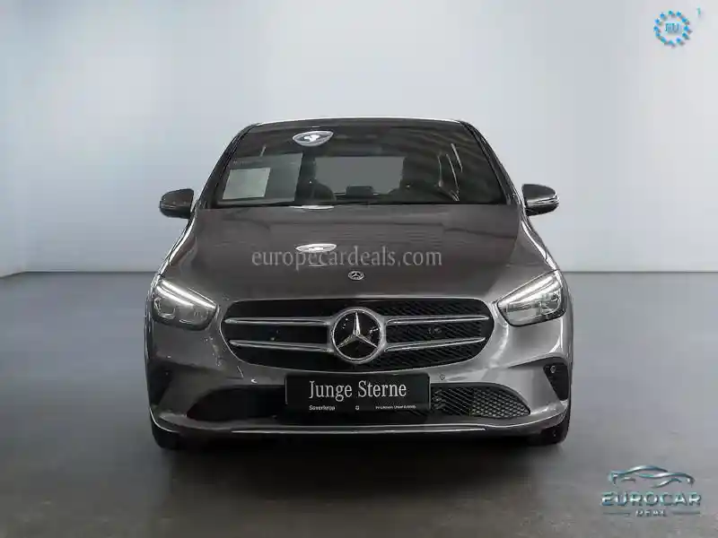 Mercedes-Benz B 220