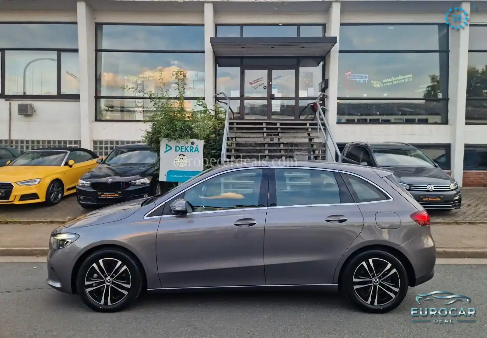 Mercedes-Benz B 220