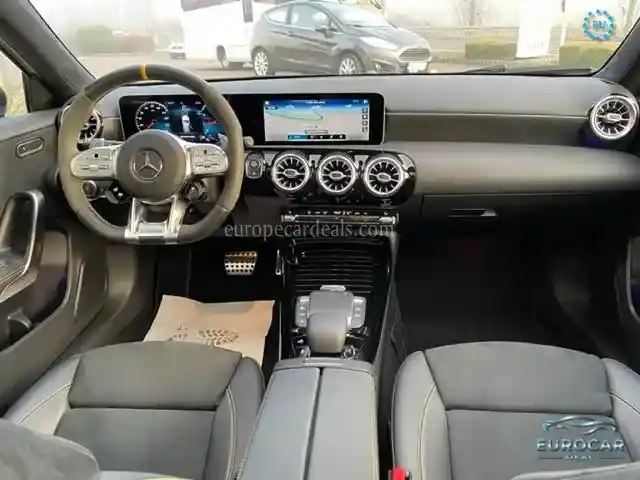 Mercedes-Benz A 45 AMG
