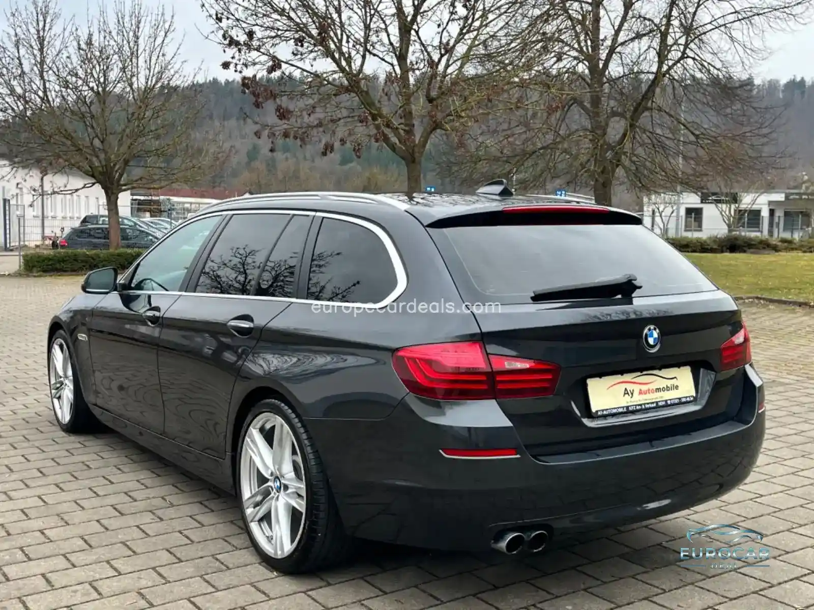 BMW 525