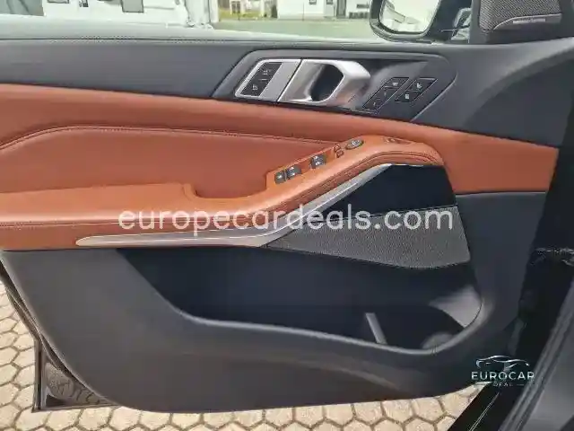 BMW X5 M50