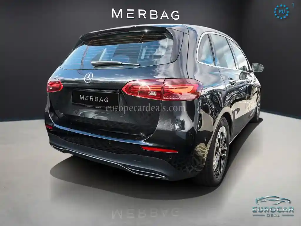 Mercedes-Benz B 220