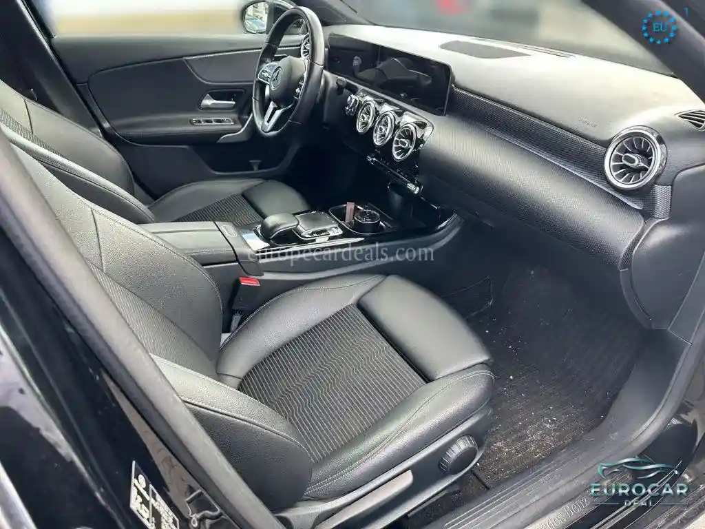 Mercedes-Benz A 220