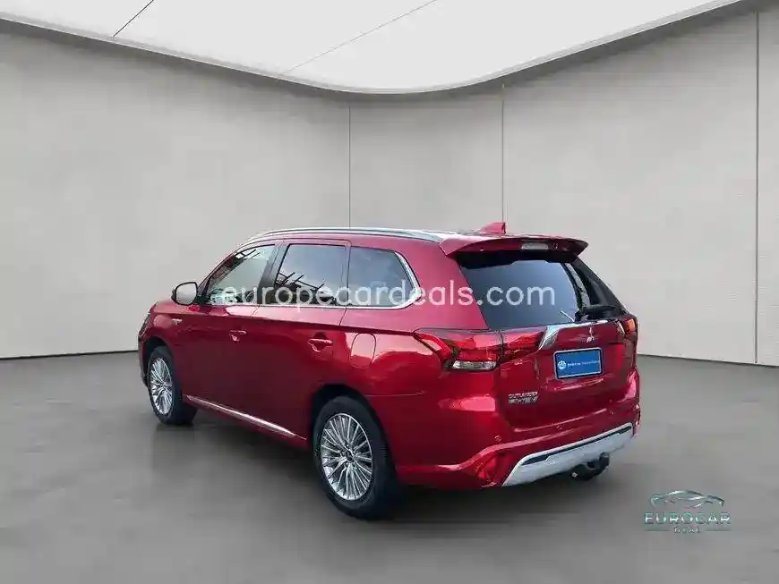 Mitsubishi Plug-in Hybrid Outlander