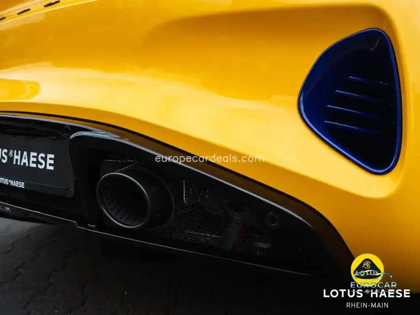 Lotus Emira