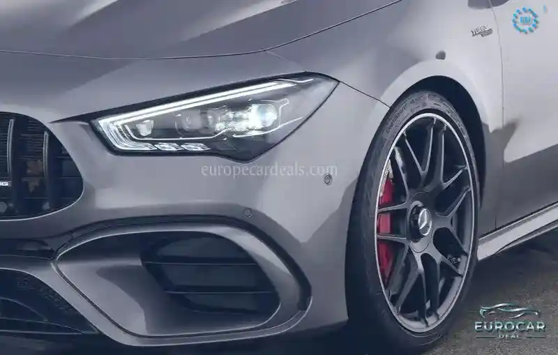 Mercedes-Benz CLA 45 AMG Shooting Brake