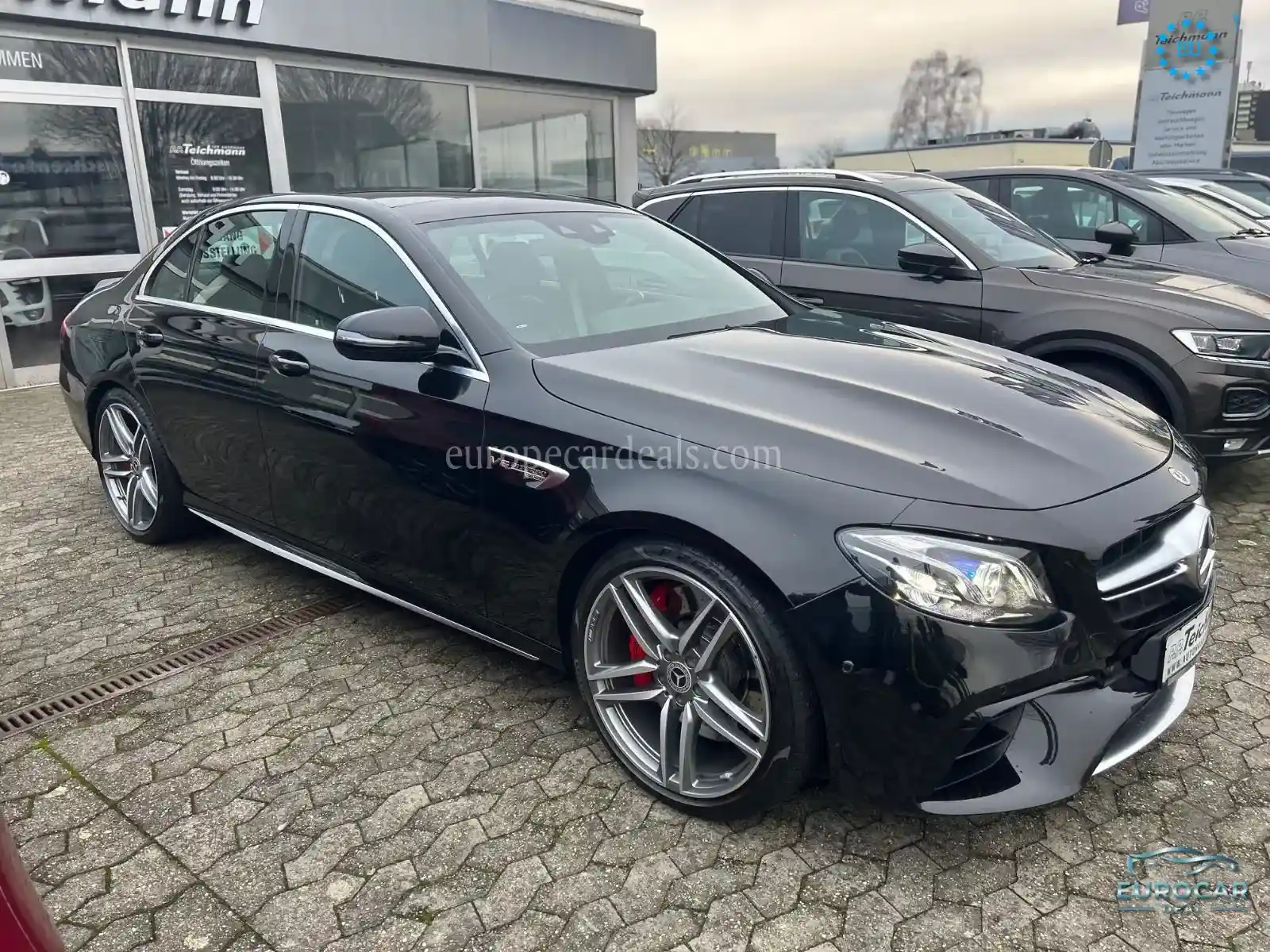 Mercedes-Benz E 63 AMG