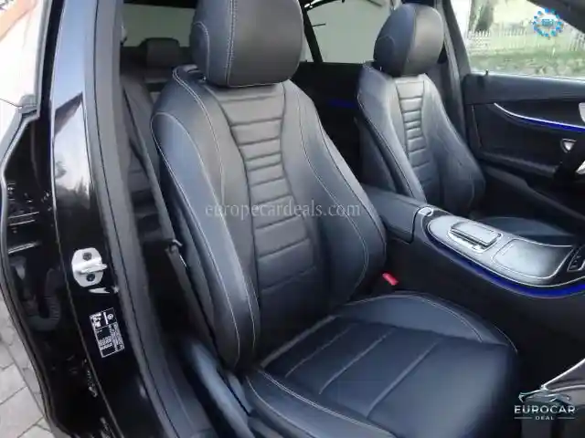 Mercedes-Benz E 400