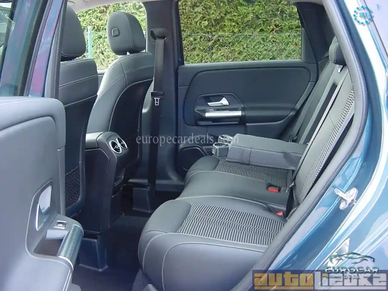 Mercedes-Benz B 220
