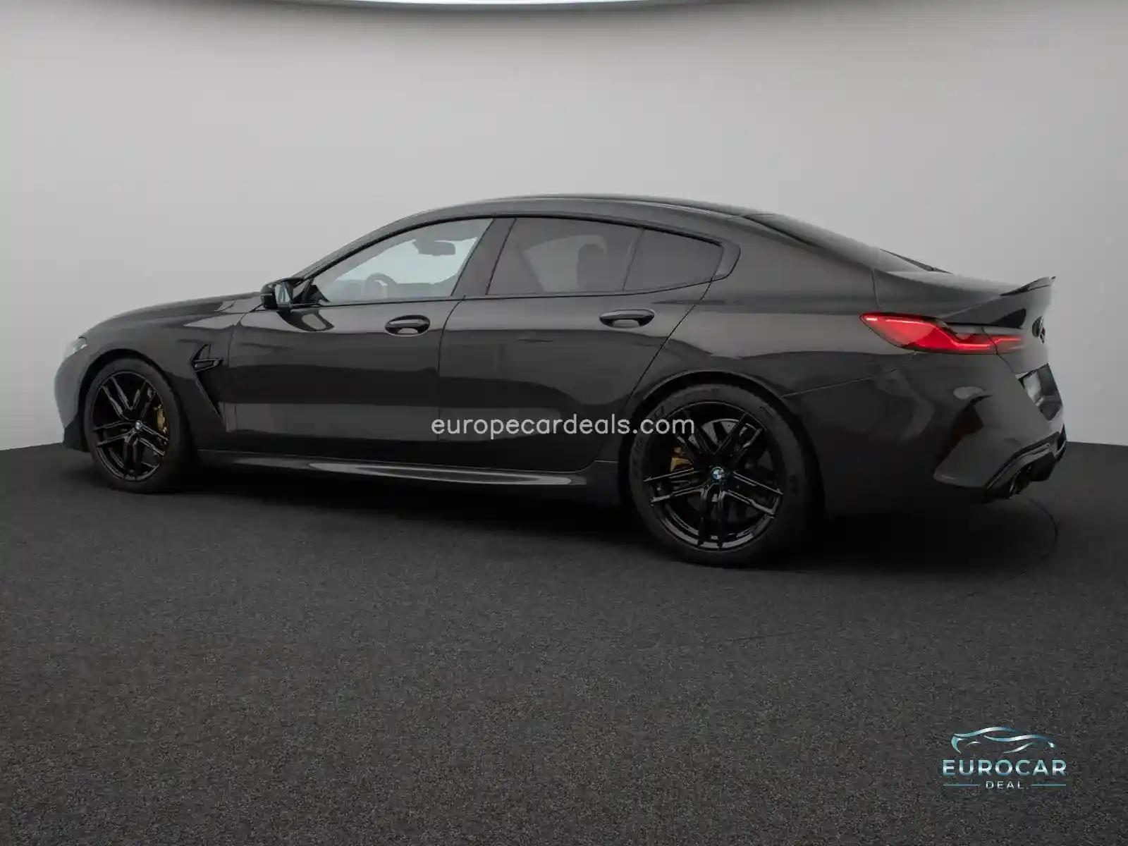 BMW M8