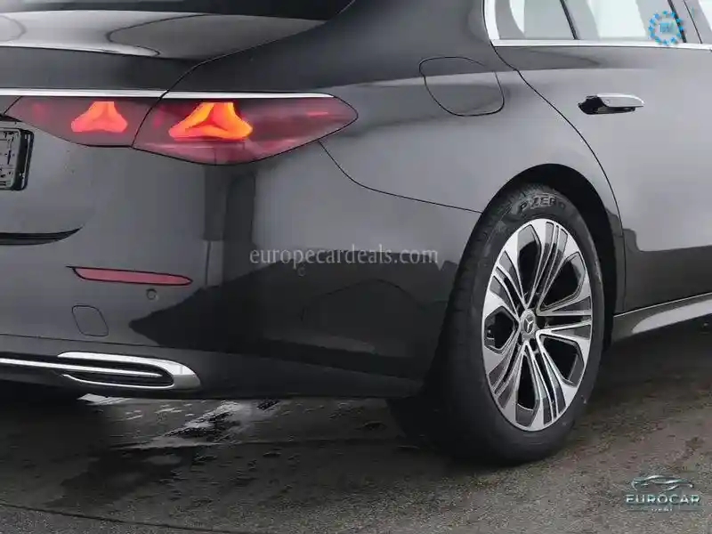 Mercedes-Benz E 200