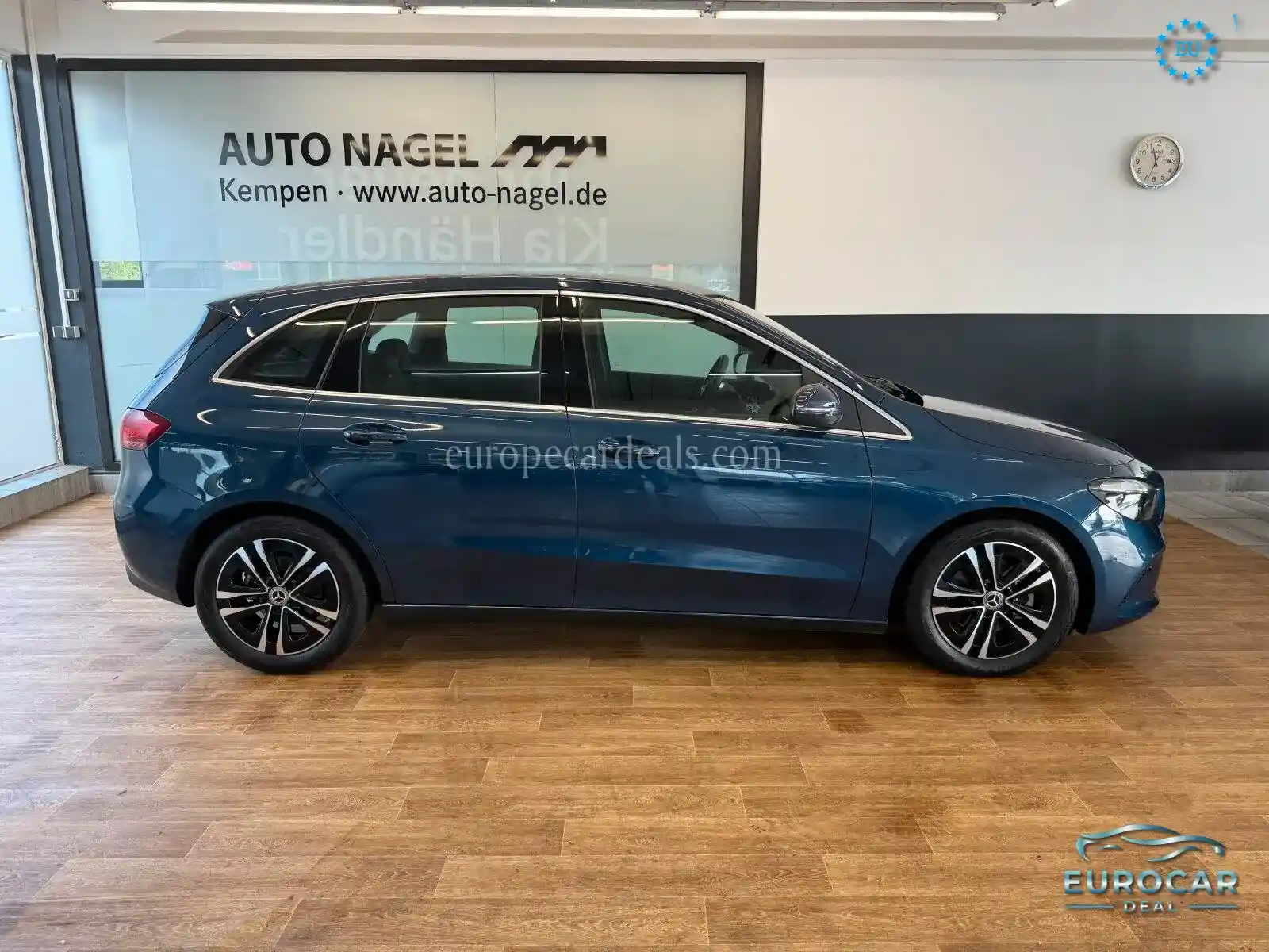 Mercedes-Benz B 200