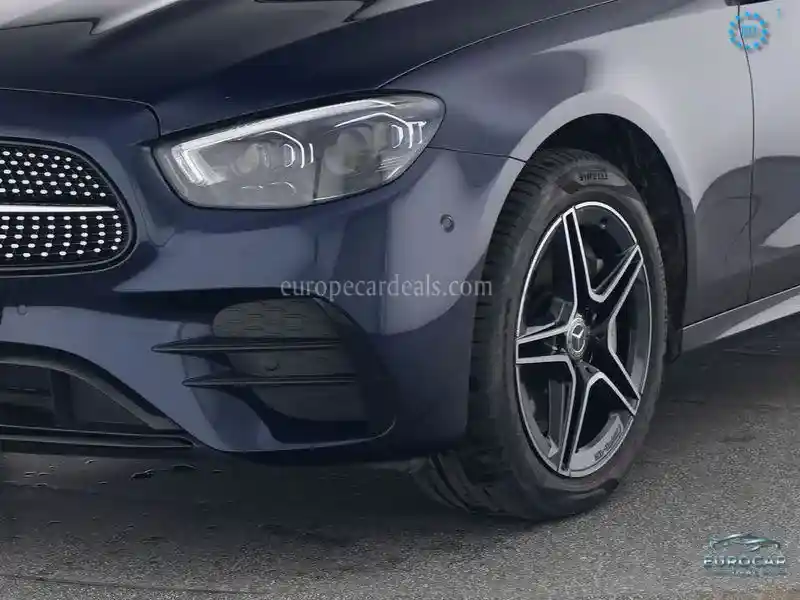 Mercedes-Benz E 300