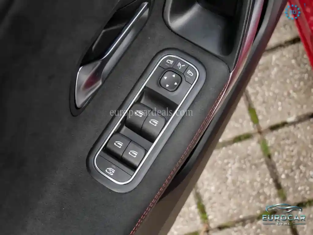 Mercedes-Benz A 220