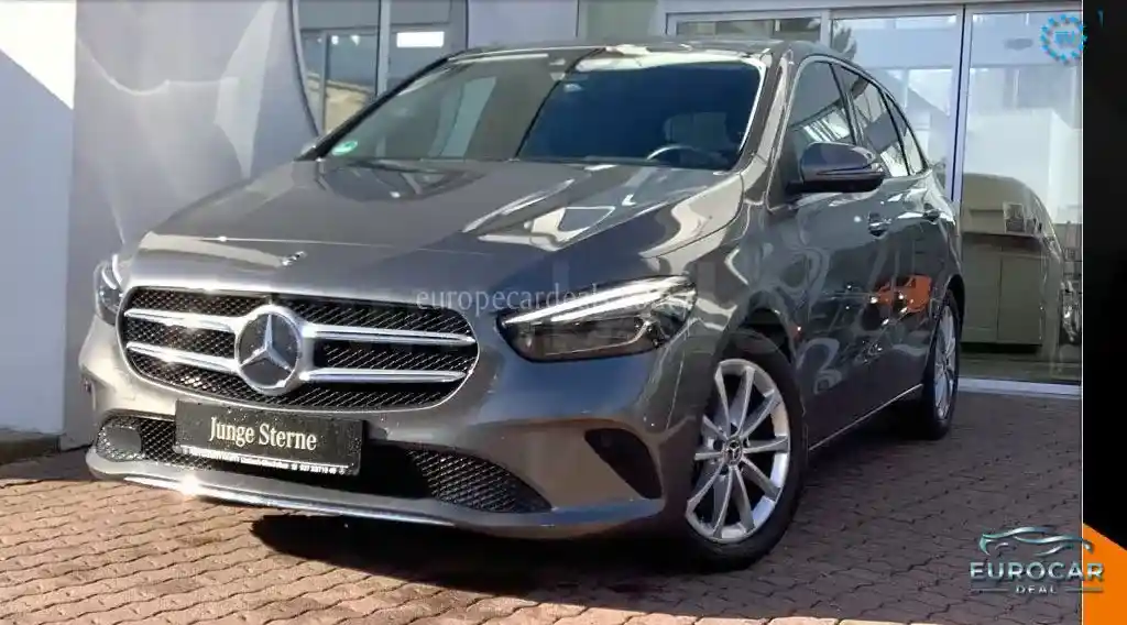 Mercedes-Benz B 220