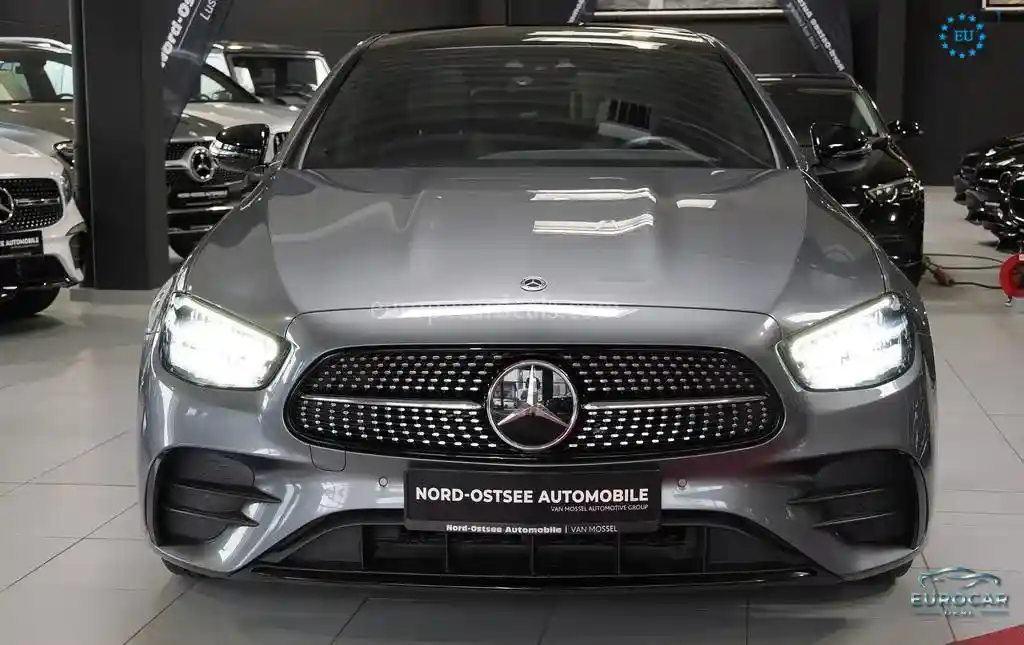 Mercedes-Benz E 300
