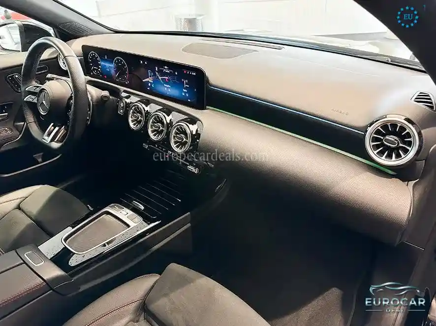Mercedes-Benz A 35 AMG