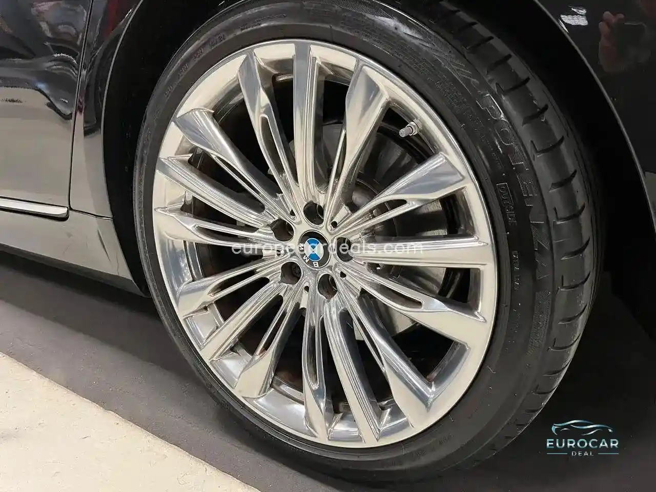 BMW 730