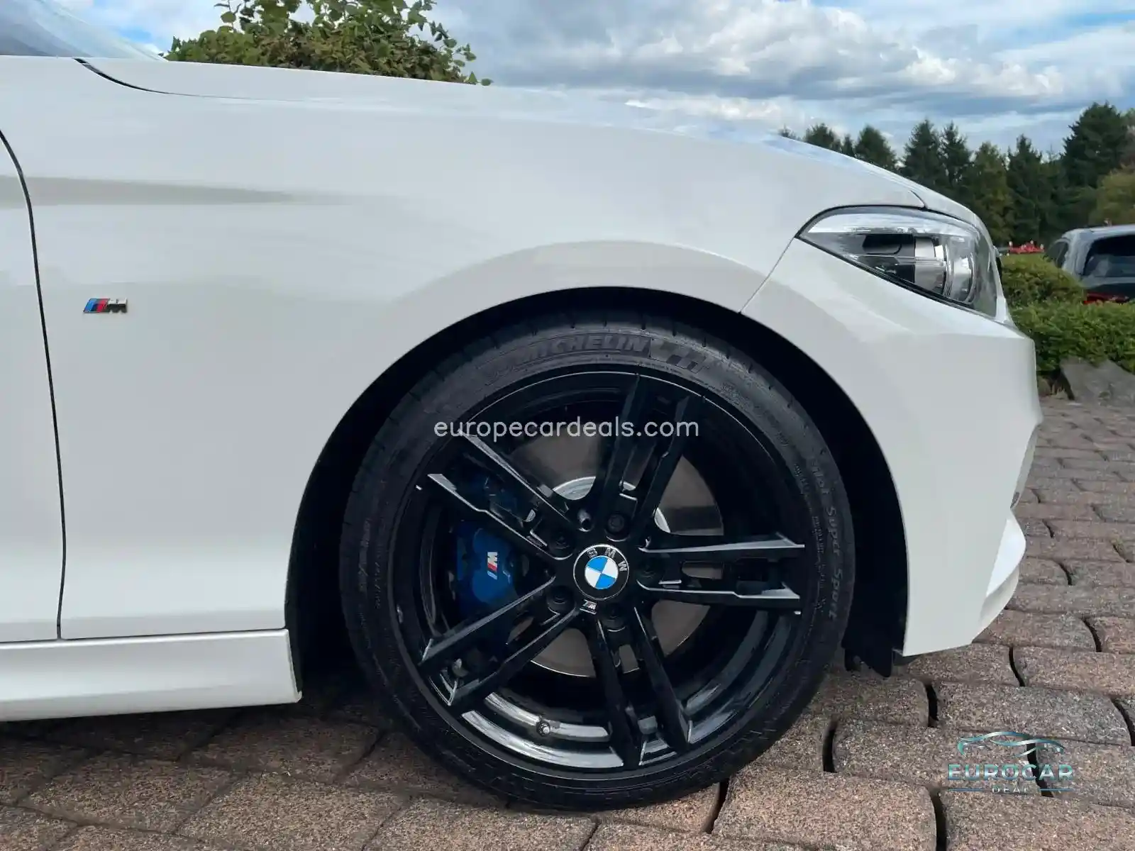 BMW M240i