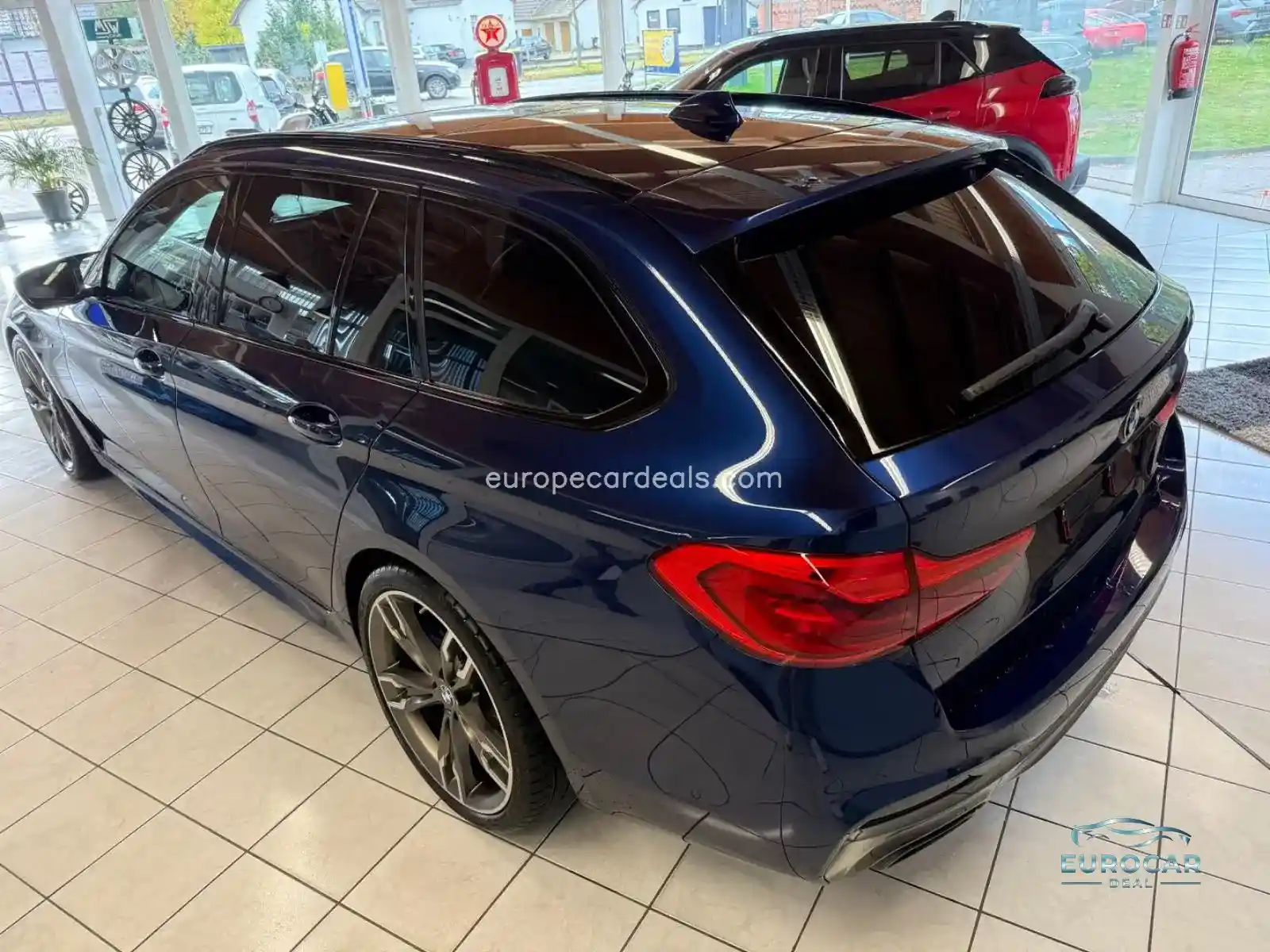 BMW M550