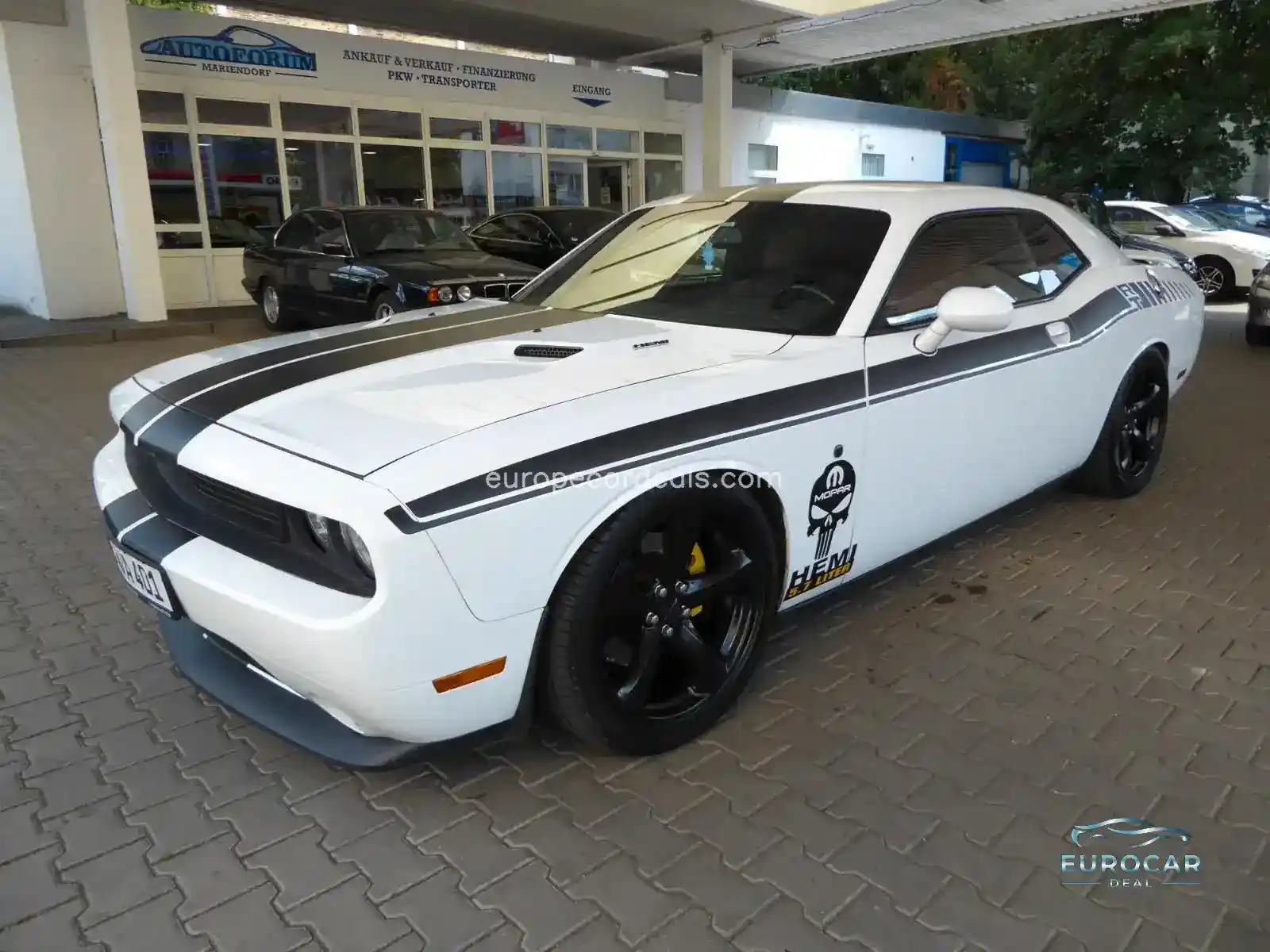 Dodge Challenger