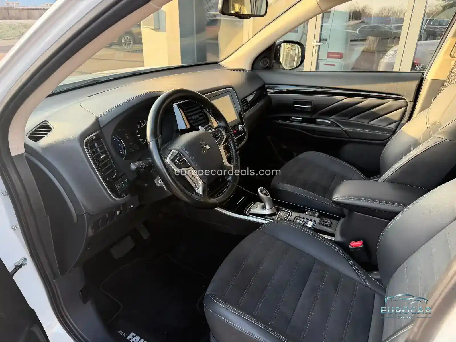 Mitsubishi Plug-in Hybrid Outlander
