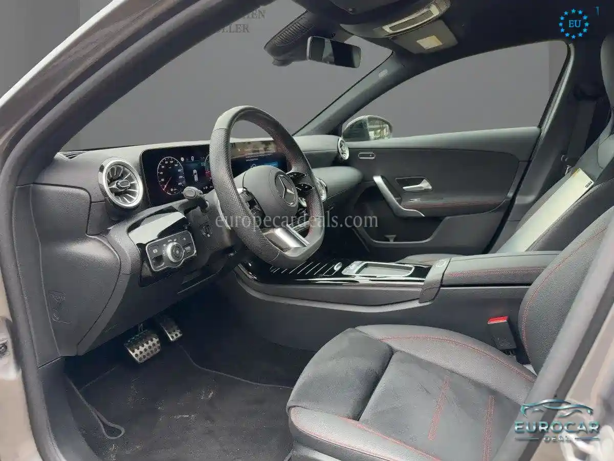 Mercedes-Benz A 220
