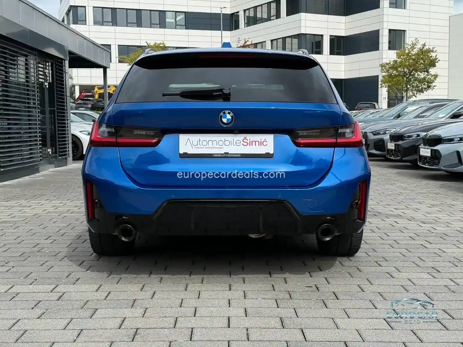 BMW 320