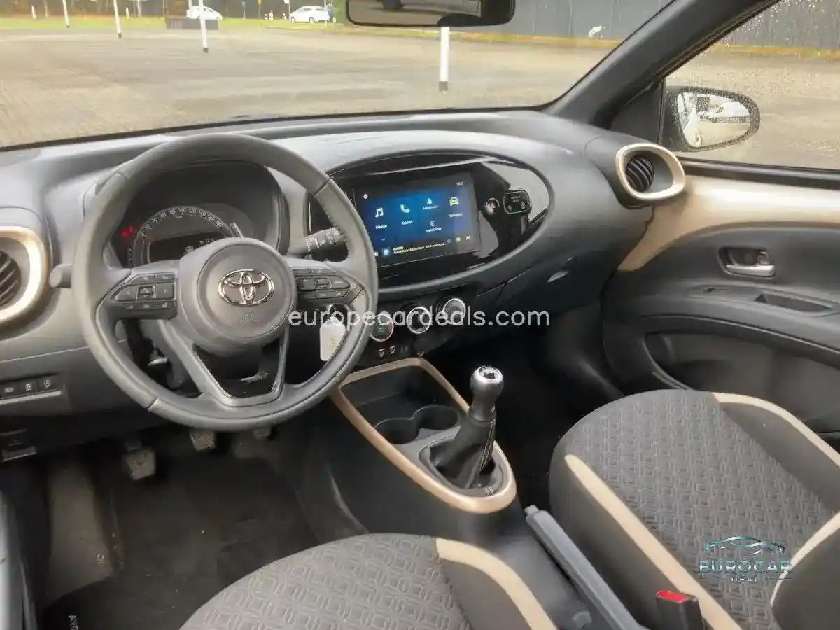Toyota Aygo (X)