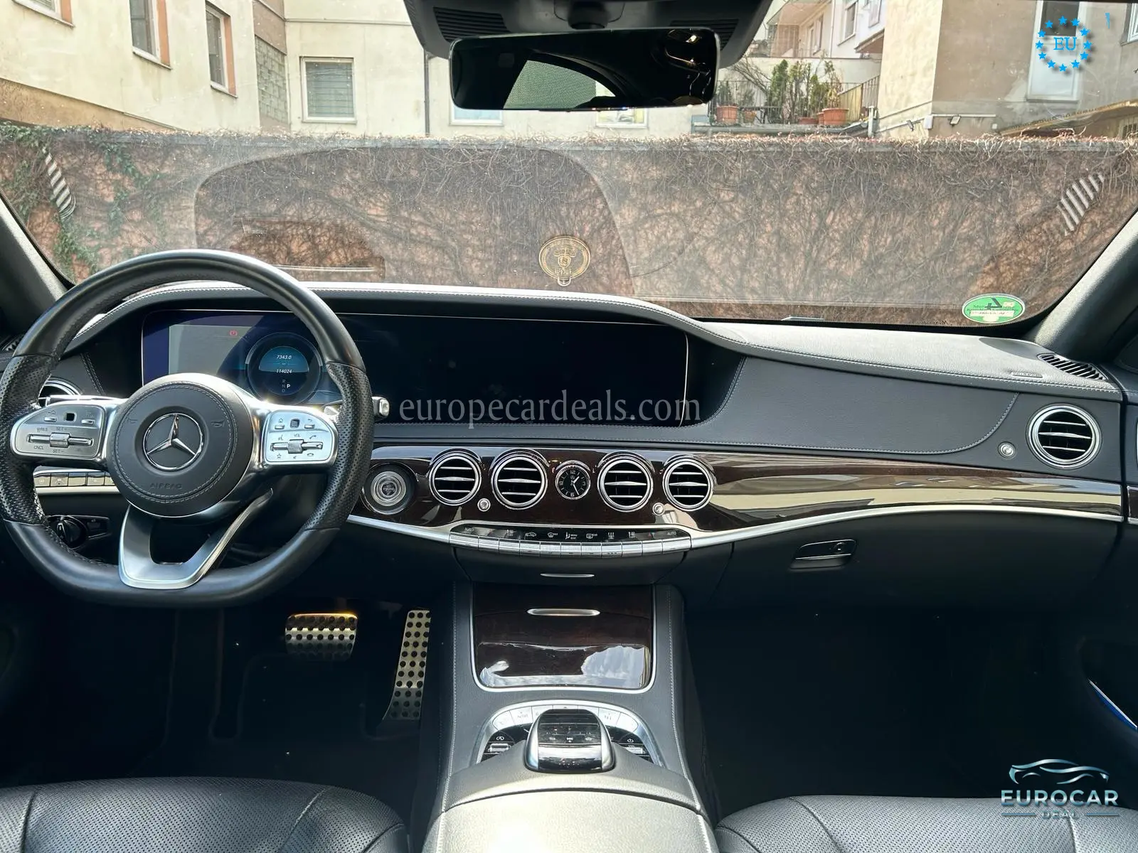 Mercedes-Benz S 560