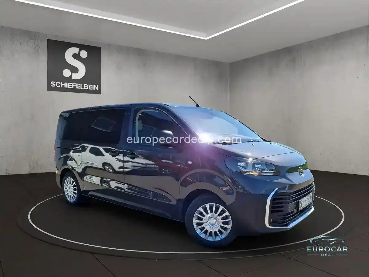 Toyota Proace (Verso)