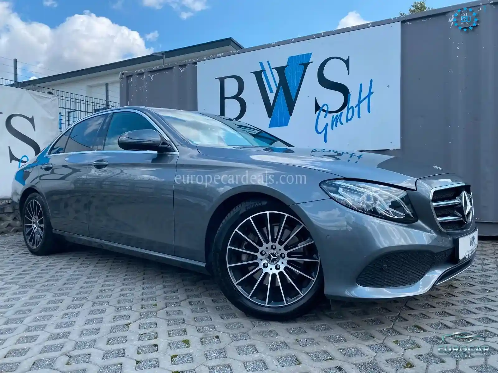 Mercedes-Benz E 200