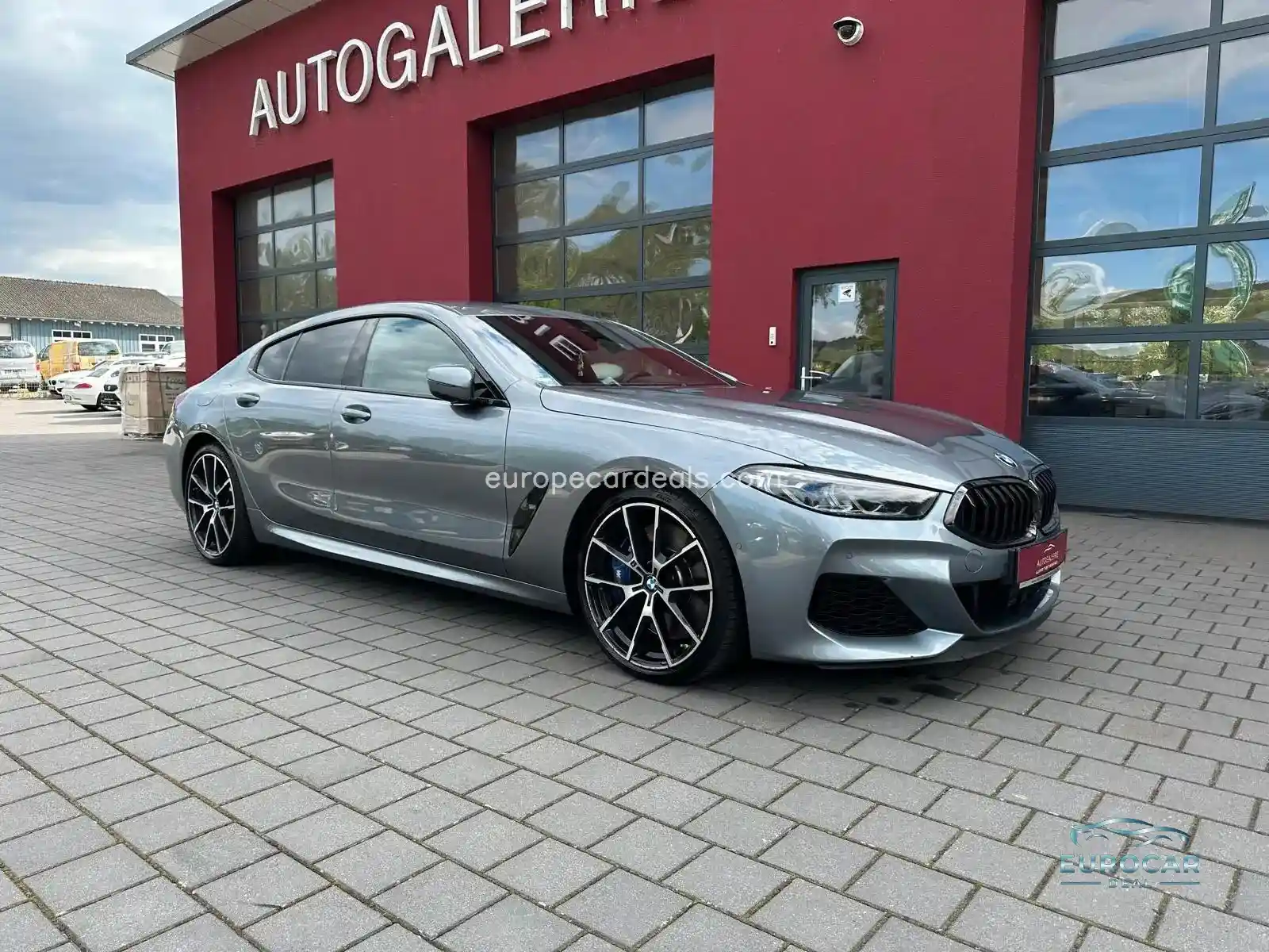 BMW M850