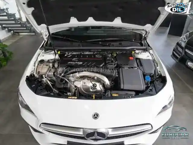 Mercedes-Benz CLA 35 AMG