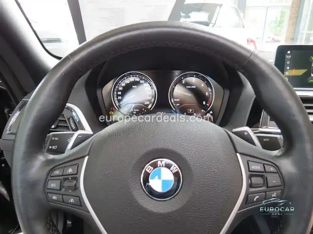 BMW 220