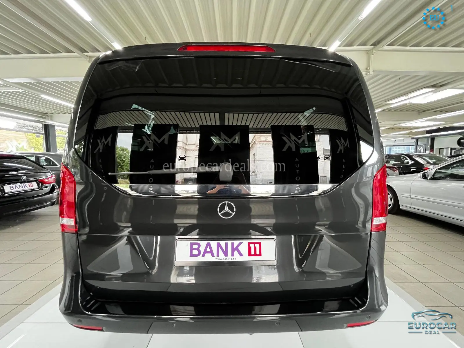 Mercedes-Benz V 220