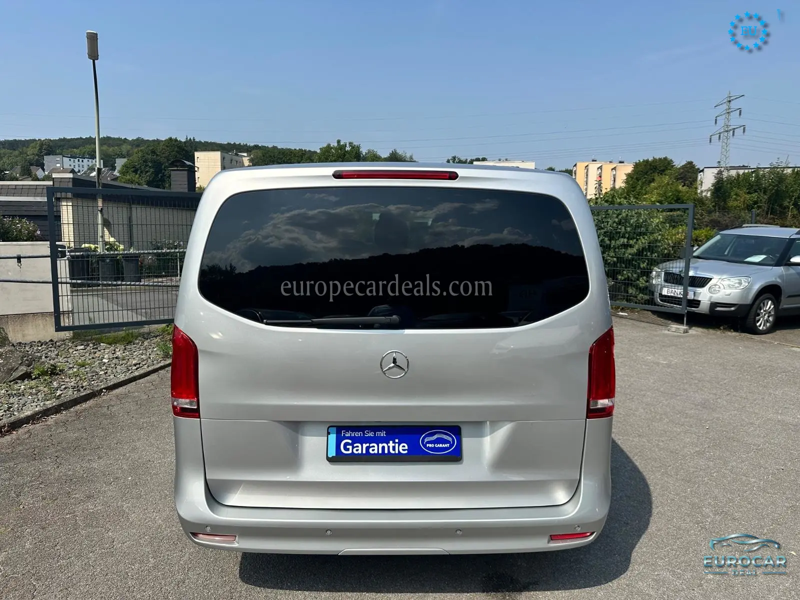 Mercedes-Benz V 220