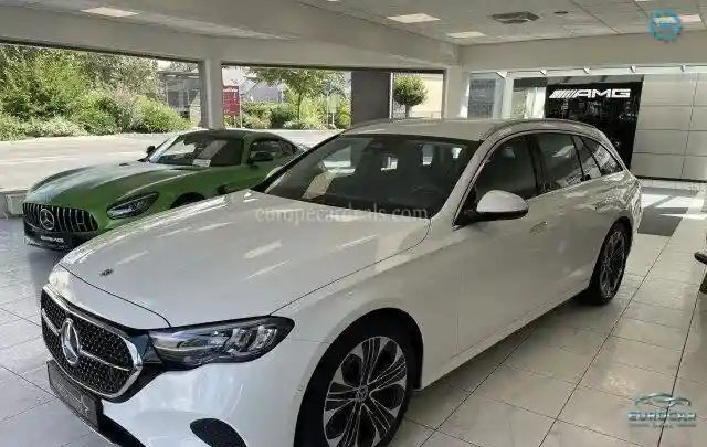 Mercedes-Benz E 220
