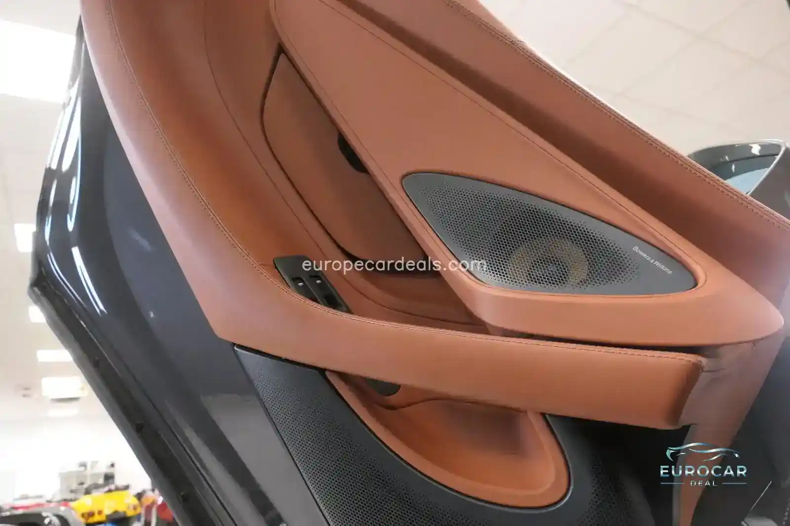 McLaren 570S