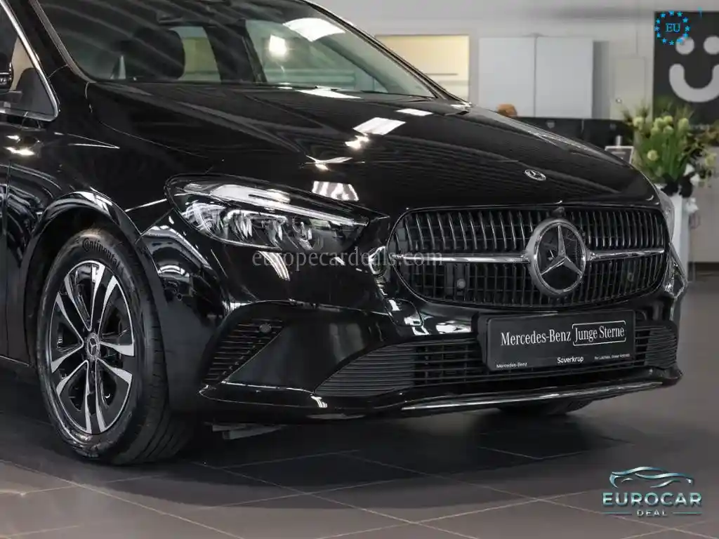 Mercedes-Benz B 180