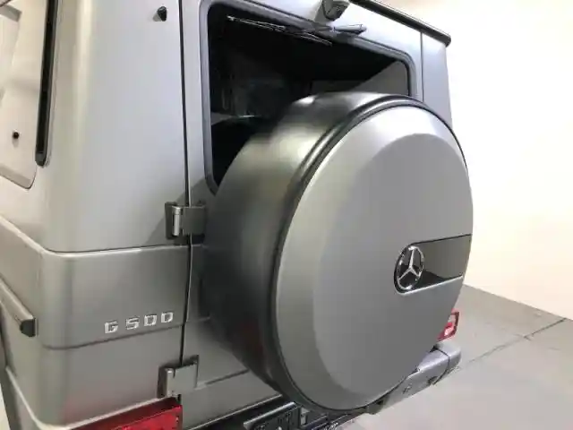 Mercedes-Benz G 500