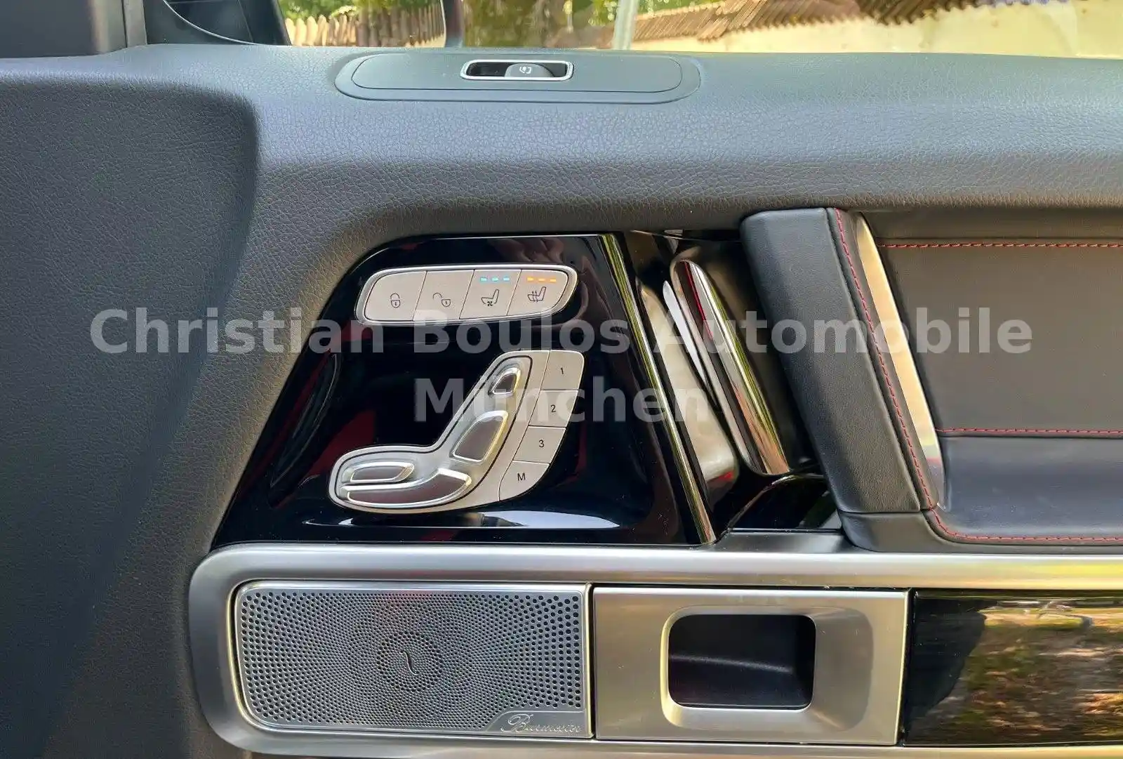 Mercedes-Benz G 500