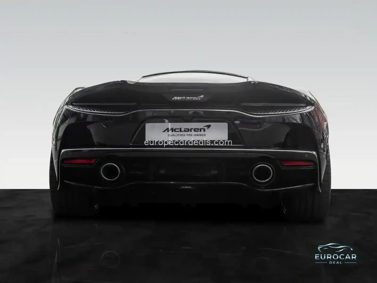McLaren GT