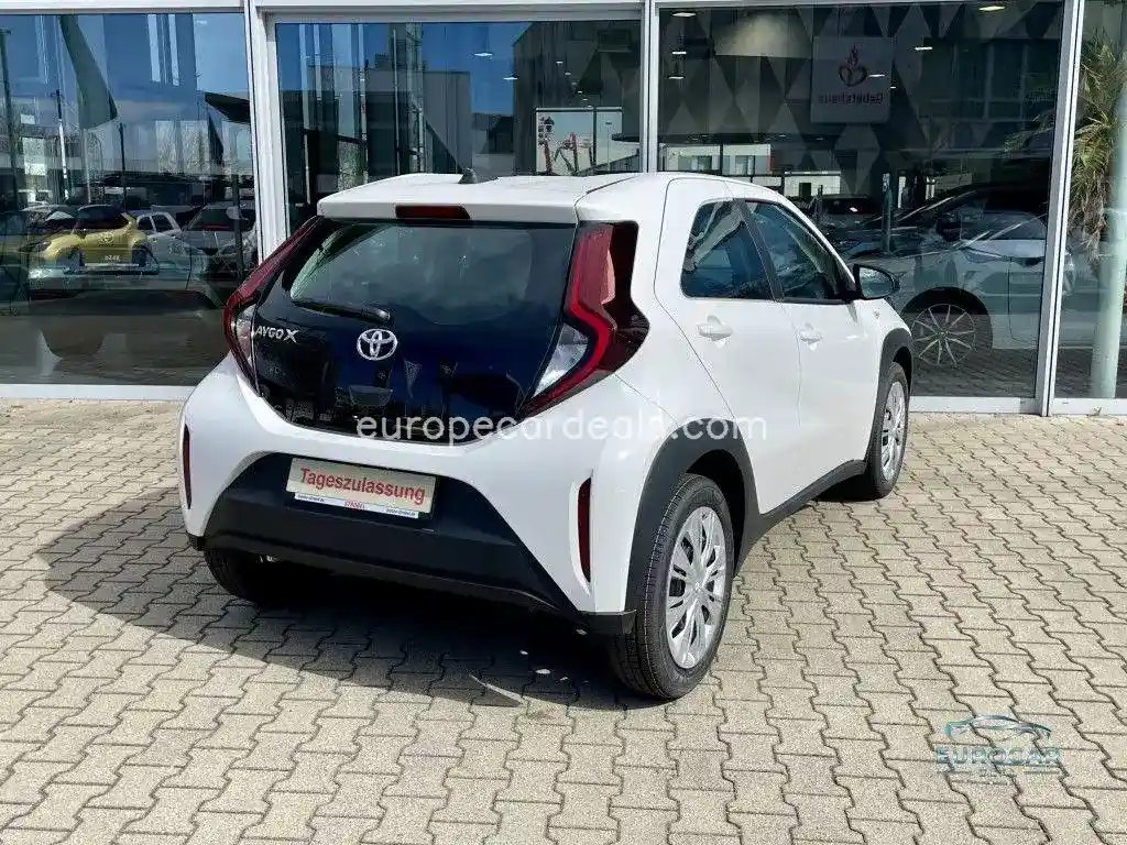 Toyota Aygo (X)