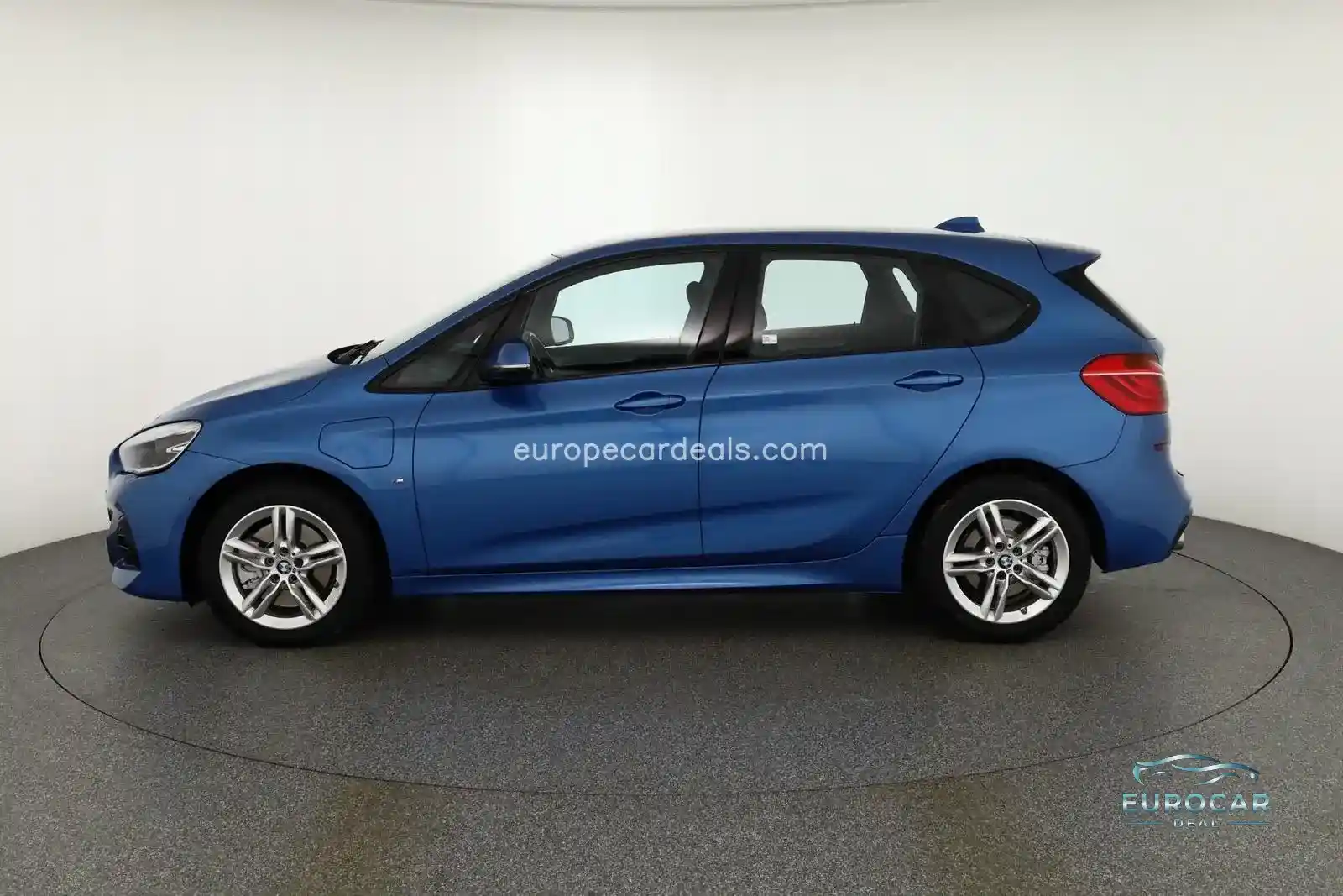 BMW 225