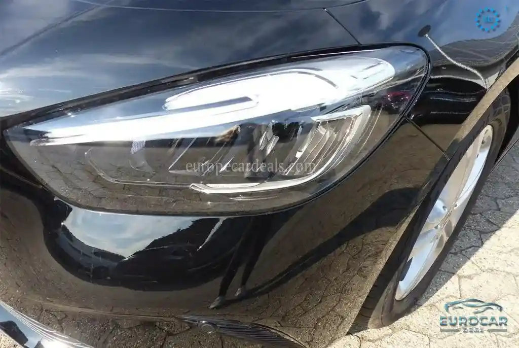 Mercedes-Benz B 200