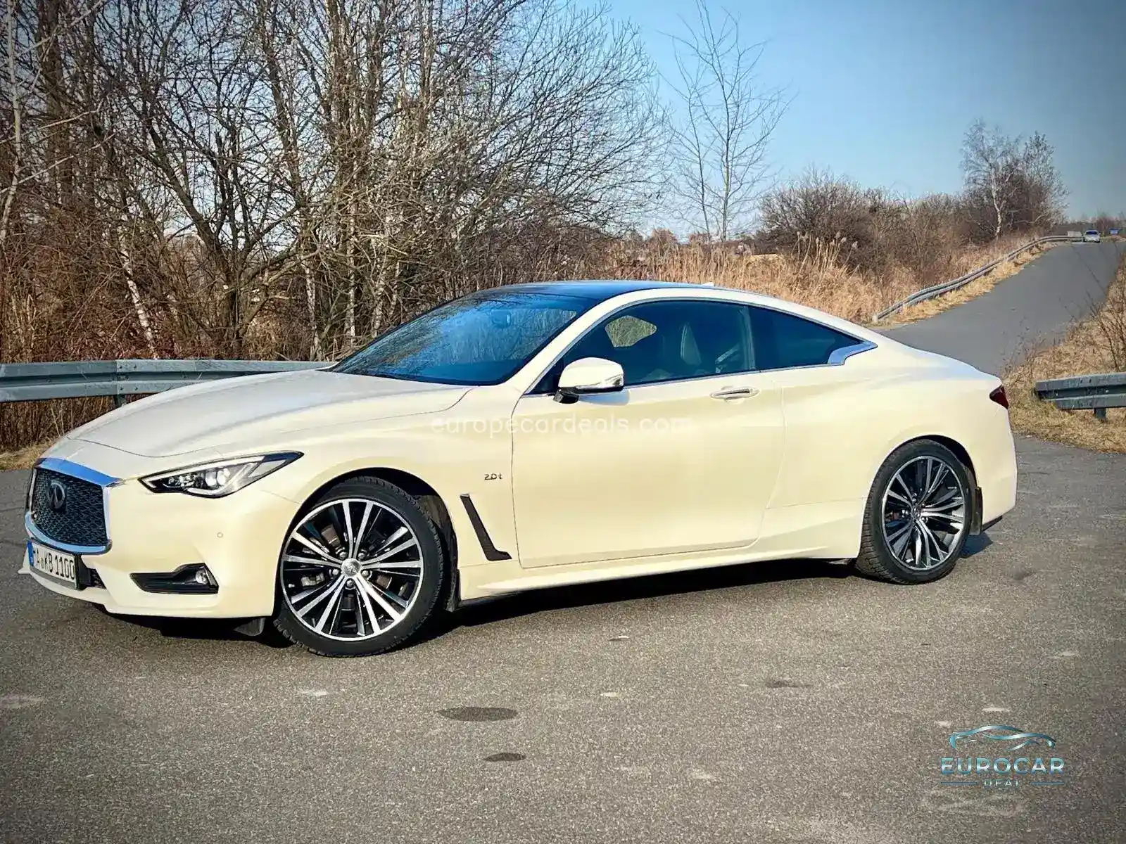Infiniti Q60