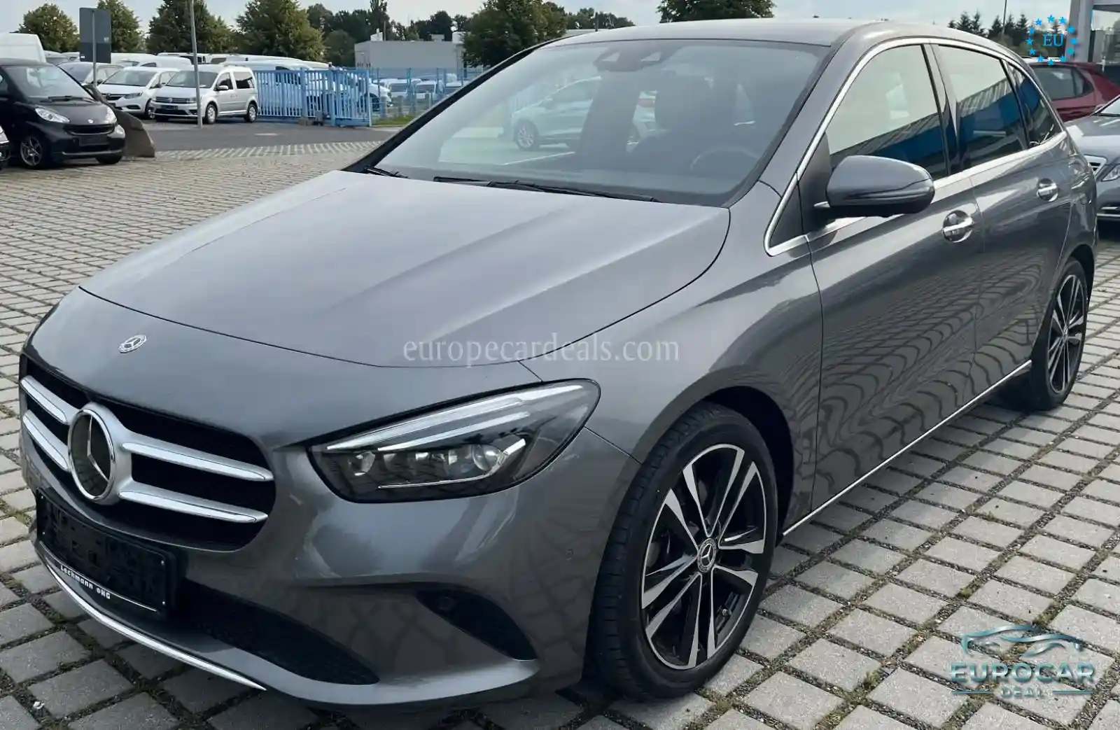 Mercedes-Benz B 220