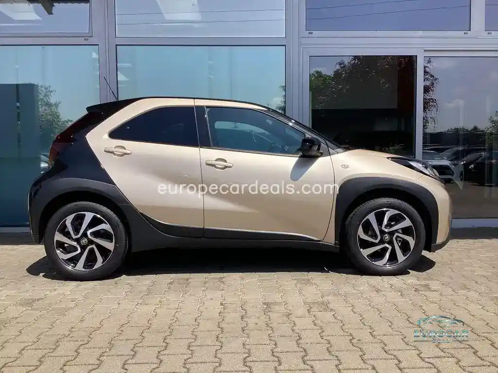 Toyota Aygo (X)