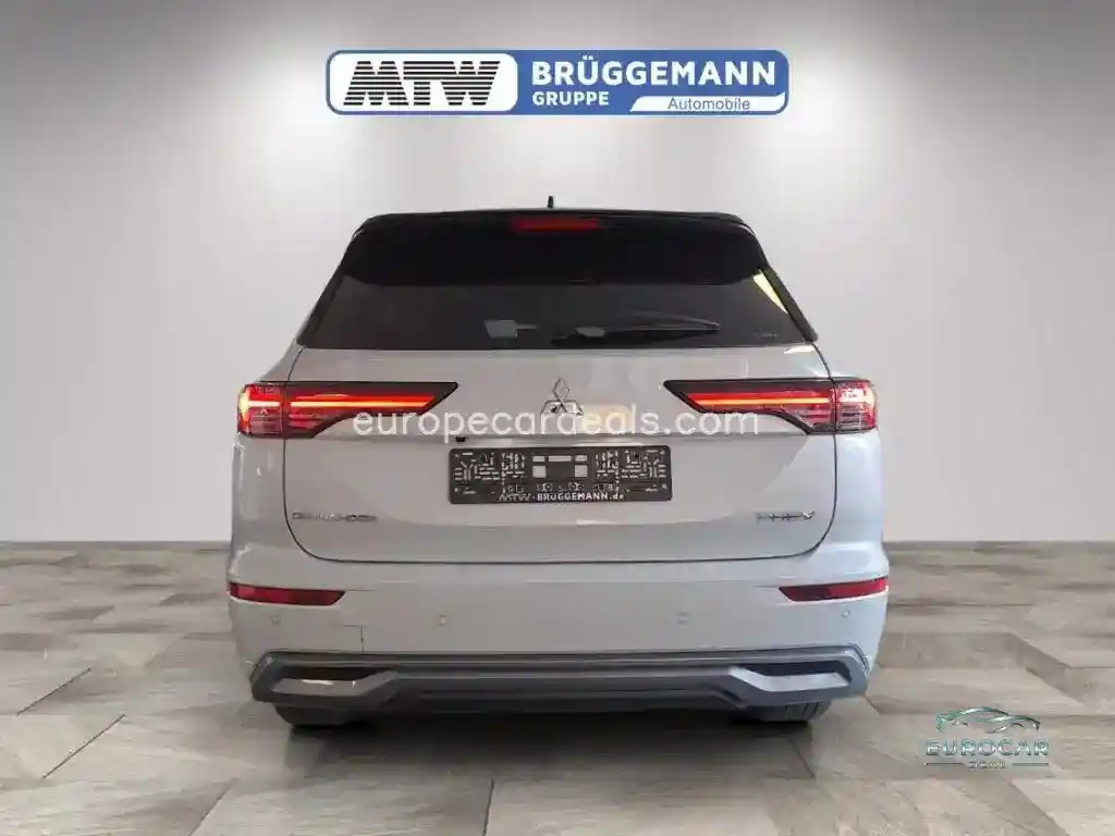 Mitsubishi Plug-in Hybrid Outlander